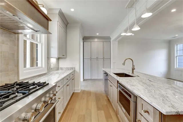 $750,000 | 720 Bradford Street Northwest, Gainesville, GA 30501