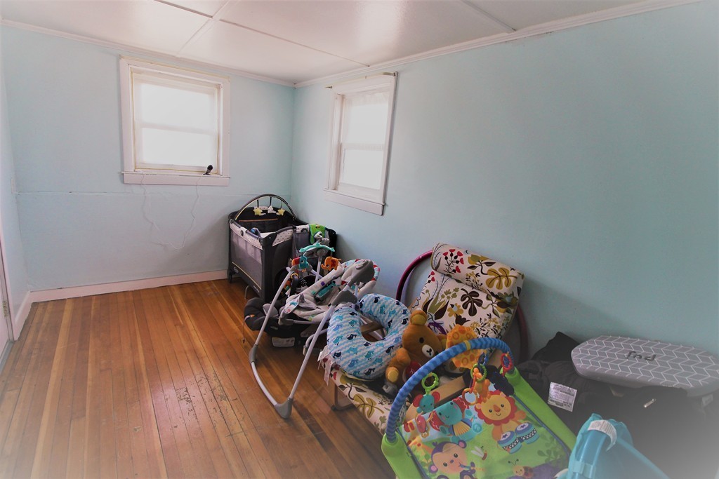 40 Hobamack Road Weymouth, MA 02191 - Photo 6 of 11 Gallery Image 6