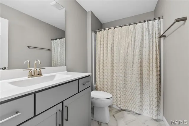 $475,000 | 2425 Windswept Farms Drive, Eureka, MO 63025