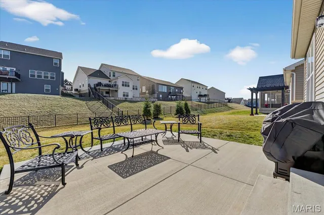 $475,000 | 2425 Windswept Farms Drive, Eureka, MO 63025