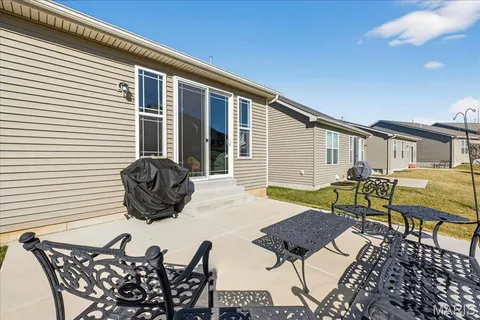 $467,500 | 2425 Windswept Farms Drive, Eureka, MO 63025