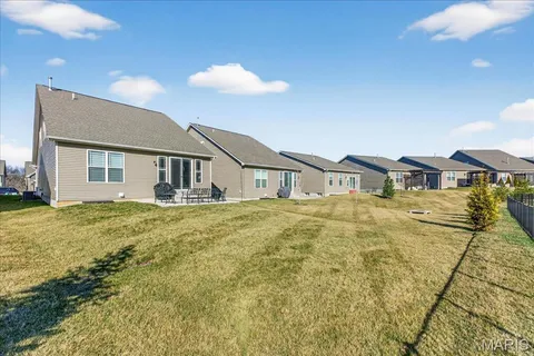 $467,500 | 2425 Windswept Farms Drive, Eureka, MO 63025