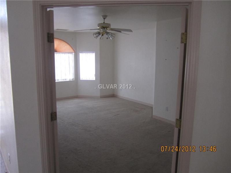 231 West Rochell Drive Henderson, NV 89015 - Photo 3 of 11 Bedroom.
