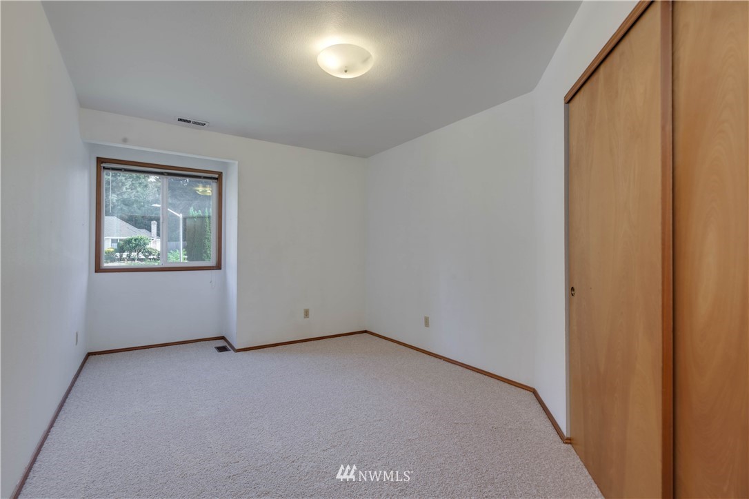11211 Southeast 183rd Street Renton, WA 98055 - Photo 14 of 24