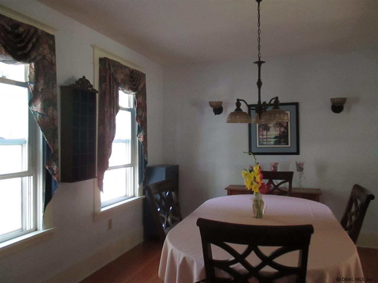 1739 Randolph Road Schenectady, NY 12308 - Photo 4 of 13 Photo 4