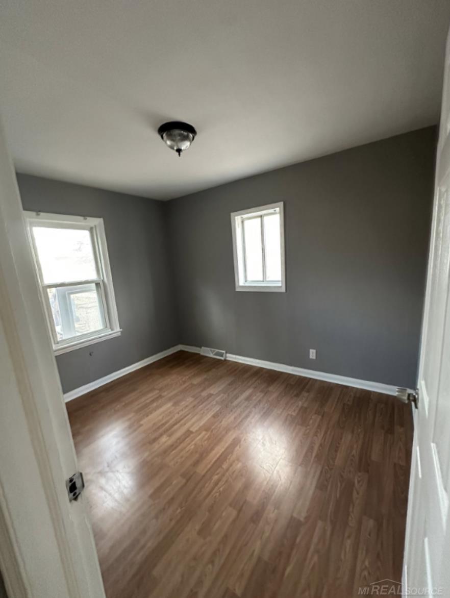 8701 Toepfer Road Warren, MI 48089 - Photo 9 of 18