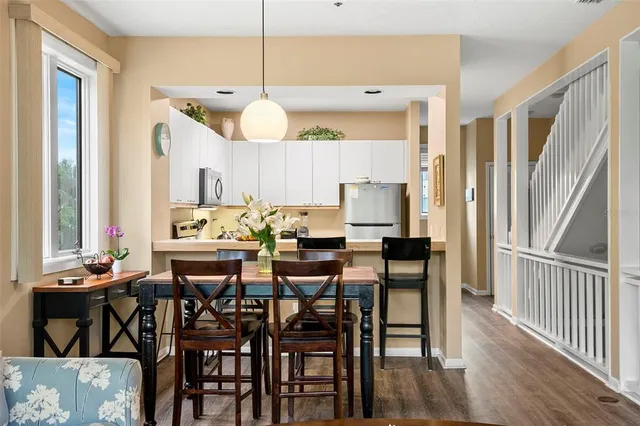 $450,000 | 619 Cedars Court, Longboat Key, FL 34228