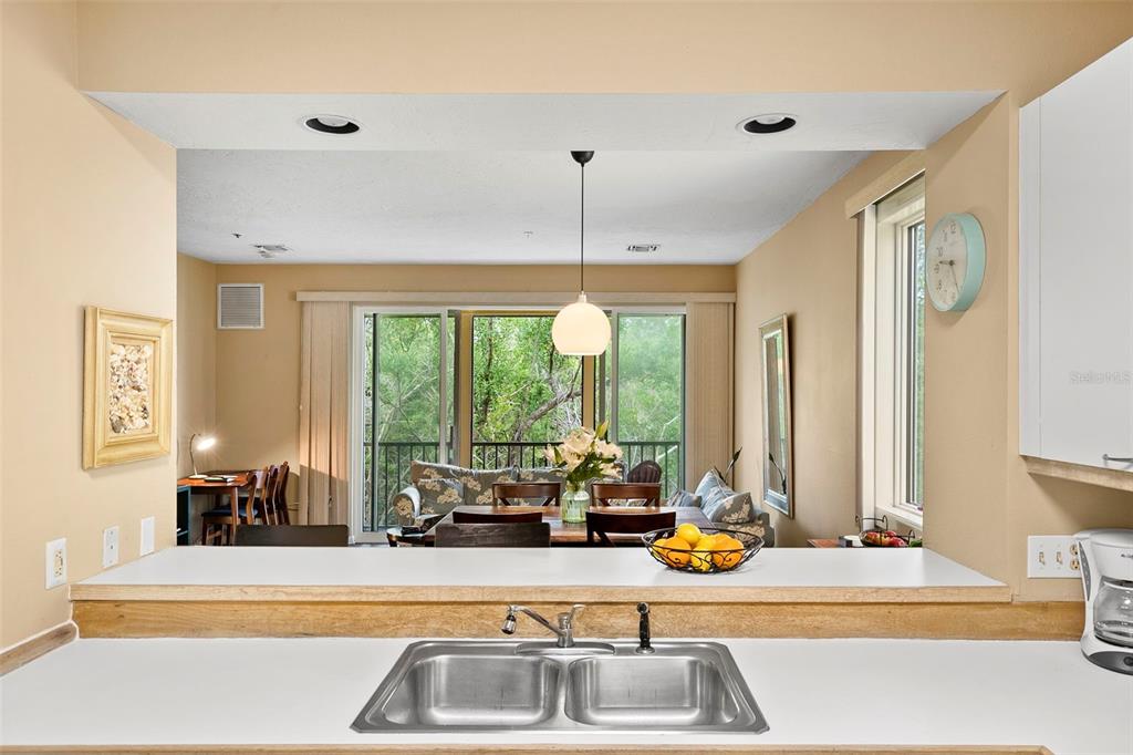 619 Cedars Court Longboat Key, FL 34228 - Photo 64 of 95