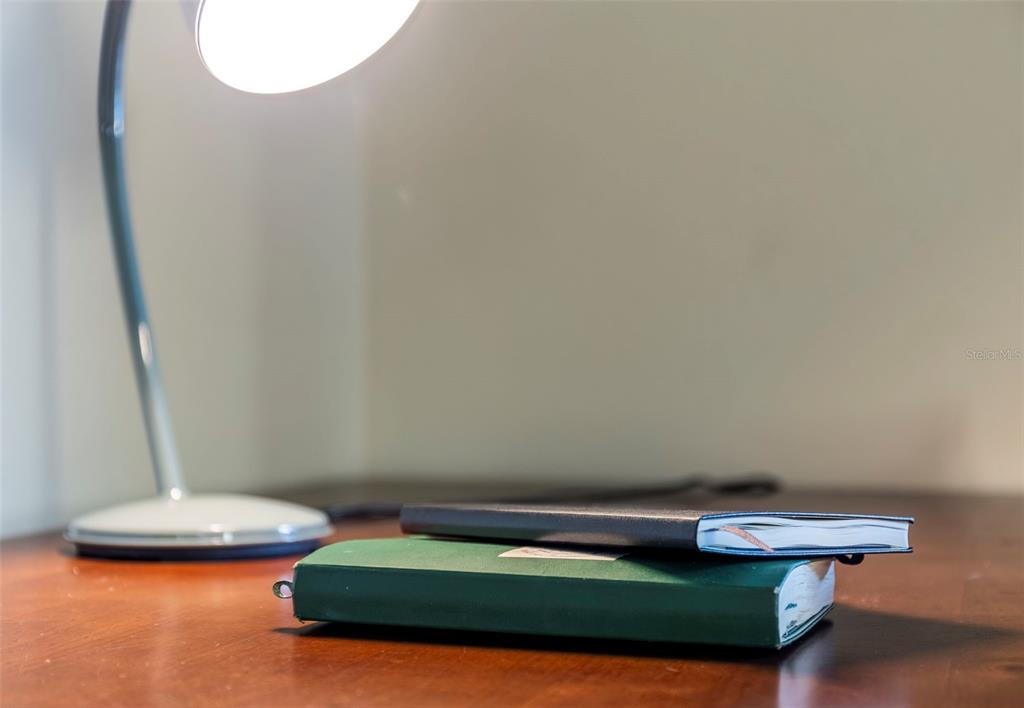 619 Cedars Court Longboat Key, FL 34228 - Photo 77 of 95