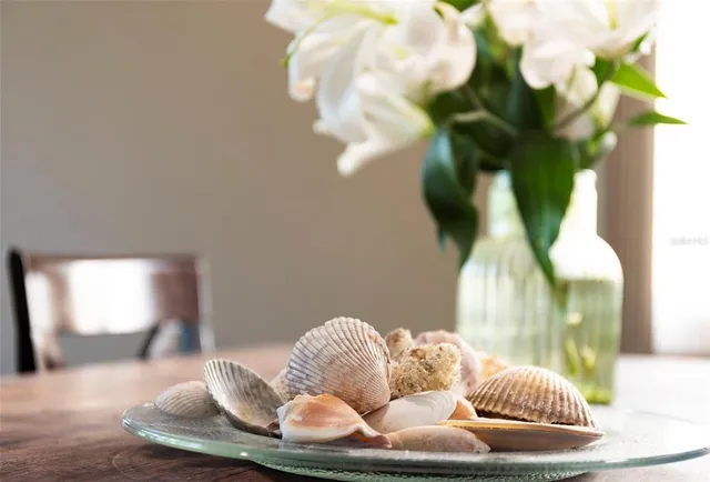 $450,000 | 619 Cedars Court, Longboat Key, FL 34228