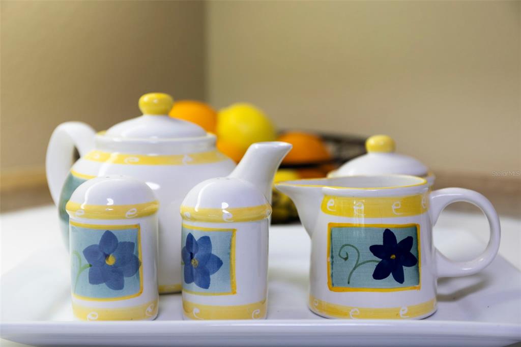 619 Cedars Court Longboat Key, FL 34228 - Photo 95 of 95 a bathroom with a sink and bathtub