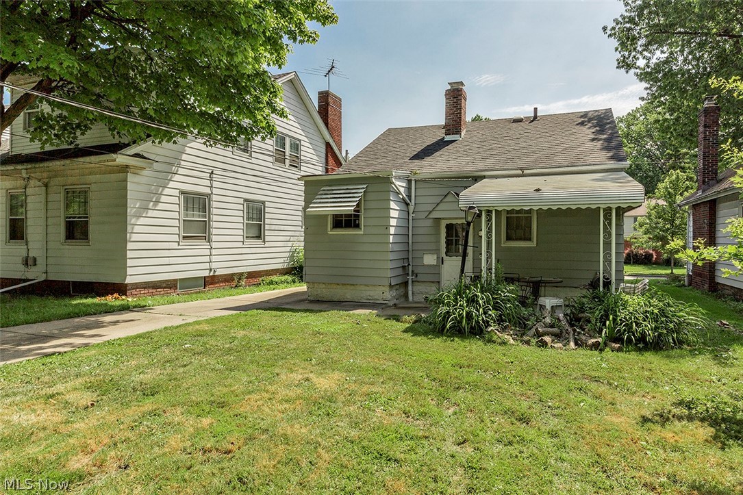 1500 Maplegrove Road South Euclid, OH 44121 - Photo 2 of 18