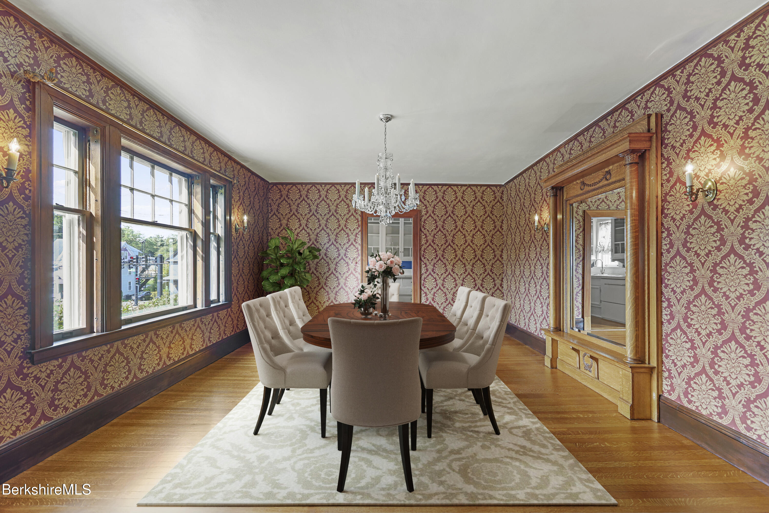5 Crofut Street Pittsfield, MA 01201 - Photo 12 of 61 85 Dining Room