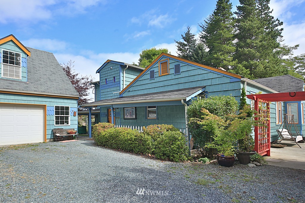 2219 Lancaster Road Freeland, WA 98249 - Photo 4 of 25