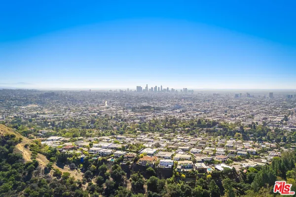 $4,499,800 | 2315 North Hobart Boulevard, Los Angeles, CA 90027