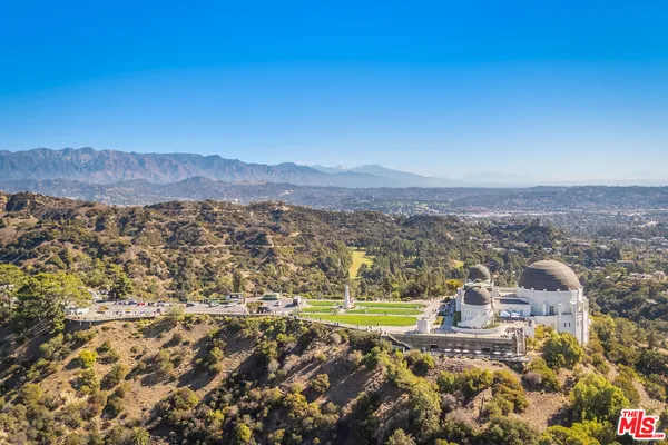 $4,499,800 | 2315 North Hobart Boulevard, Los Angeles, CA 90027