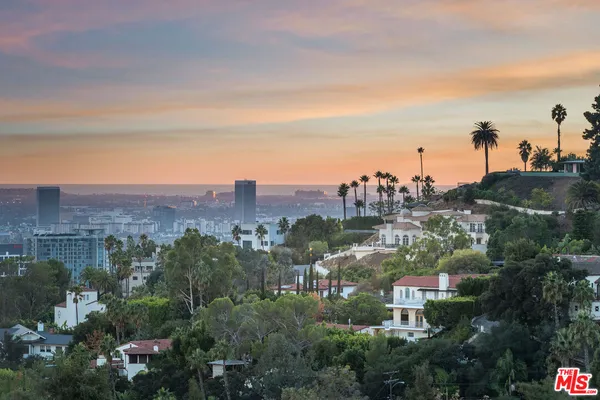 $4,499,800 | 2315 North Hobart Boulevard, Los Angeles, CA 90027