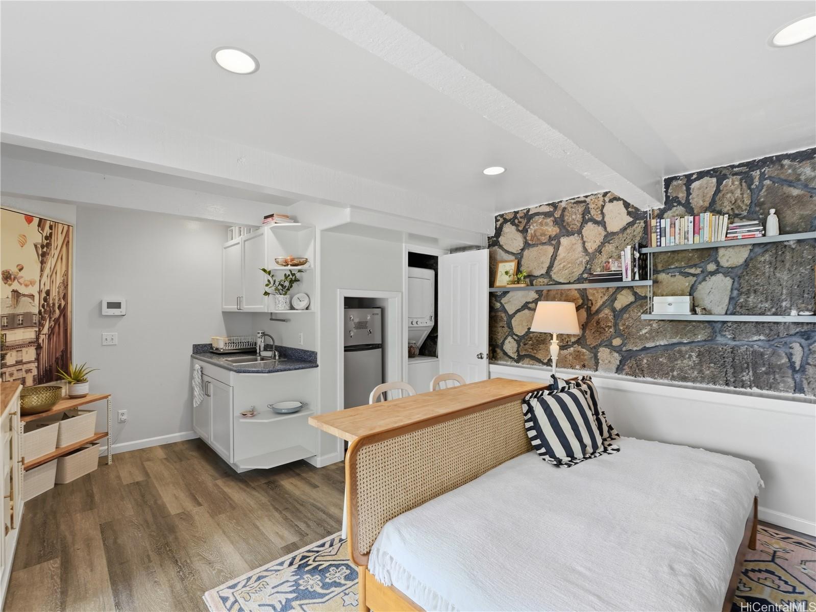 620 Hao Street Honolulu, HI 96821 - Photo 21 of 25