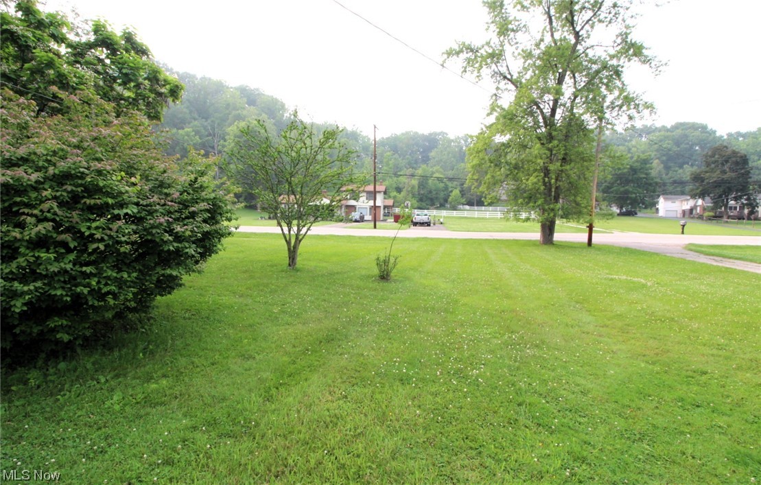 10210 Stone Road Cleveland, OH 44125 - Photo 2 of 35