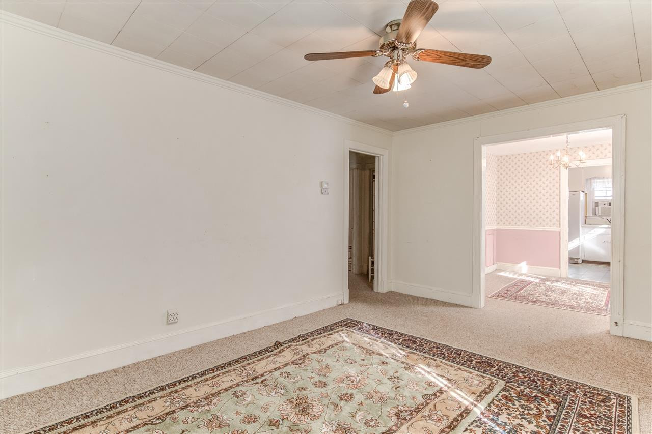 227 Georgetown Road Raleigh, NC 27608 - Photo 5 of 25 Photo 5