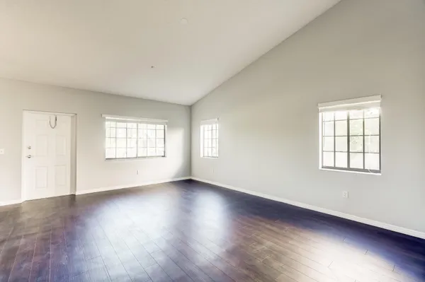 $2,200 | 4685 Haverhill Road, Unit D2, West Palm Beach, FL 33417