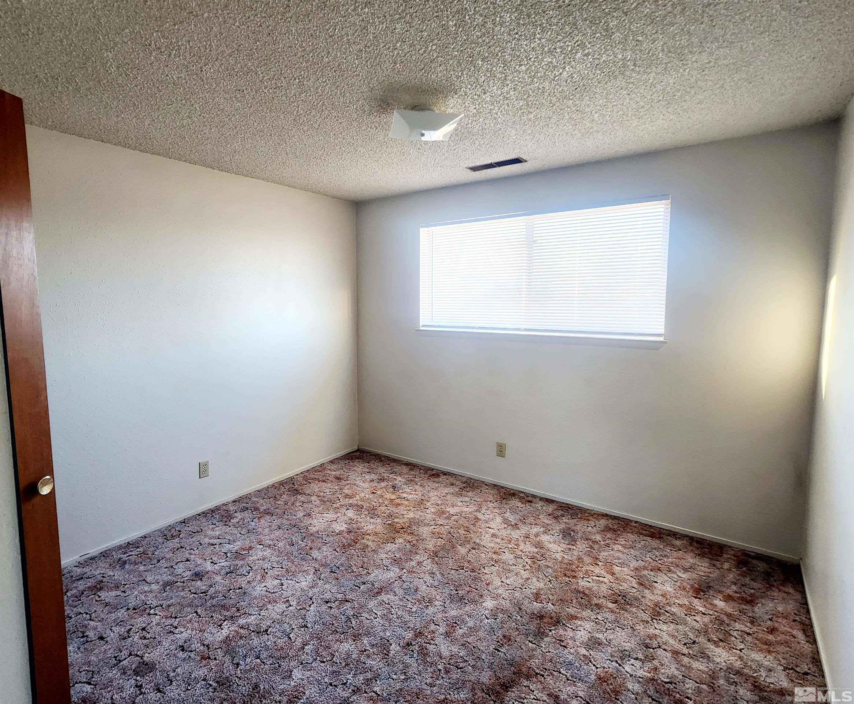 816 Sunset Drive Fallon, NV 89406 - Photo 8 of 14 Photo 8