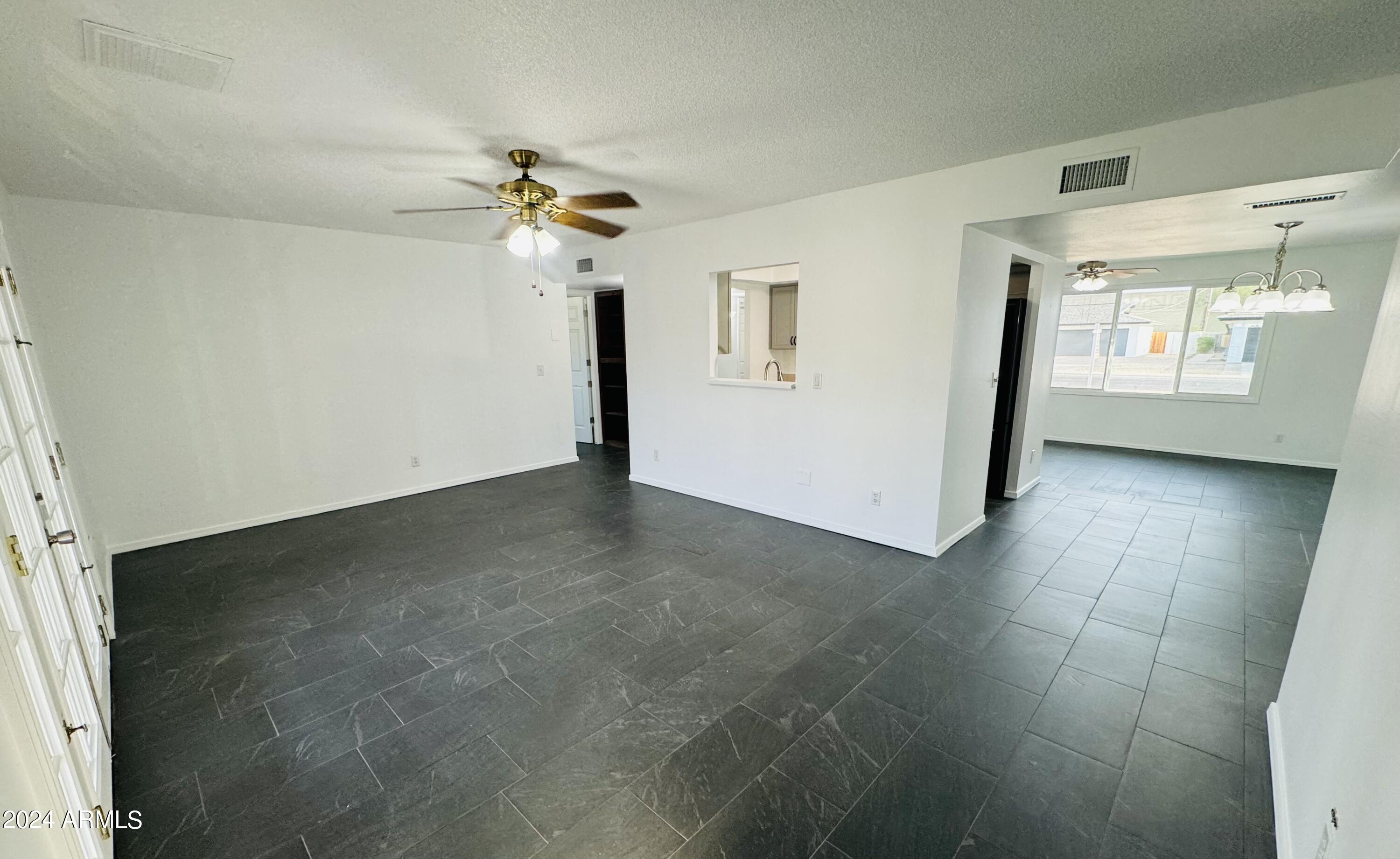 1216 East Riviera Drive Tempe, AZ 85282 - Photo 5 of 33 IMG_9299