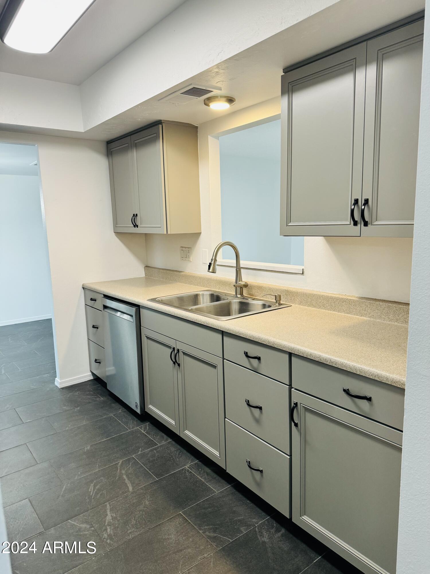 1216 East Riviera Drive Tempe, AZ 85282 - Photo 10 of 33 IMG_9307