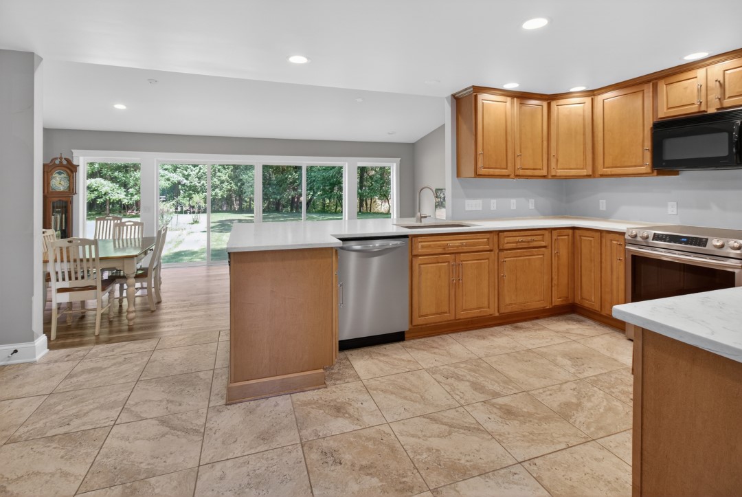 166 Ayrault Road Perinton, NY 14450 - Photo 8 of 49 Fully remodeled kitchen in 2022.