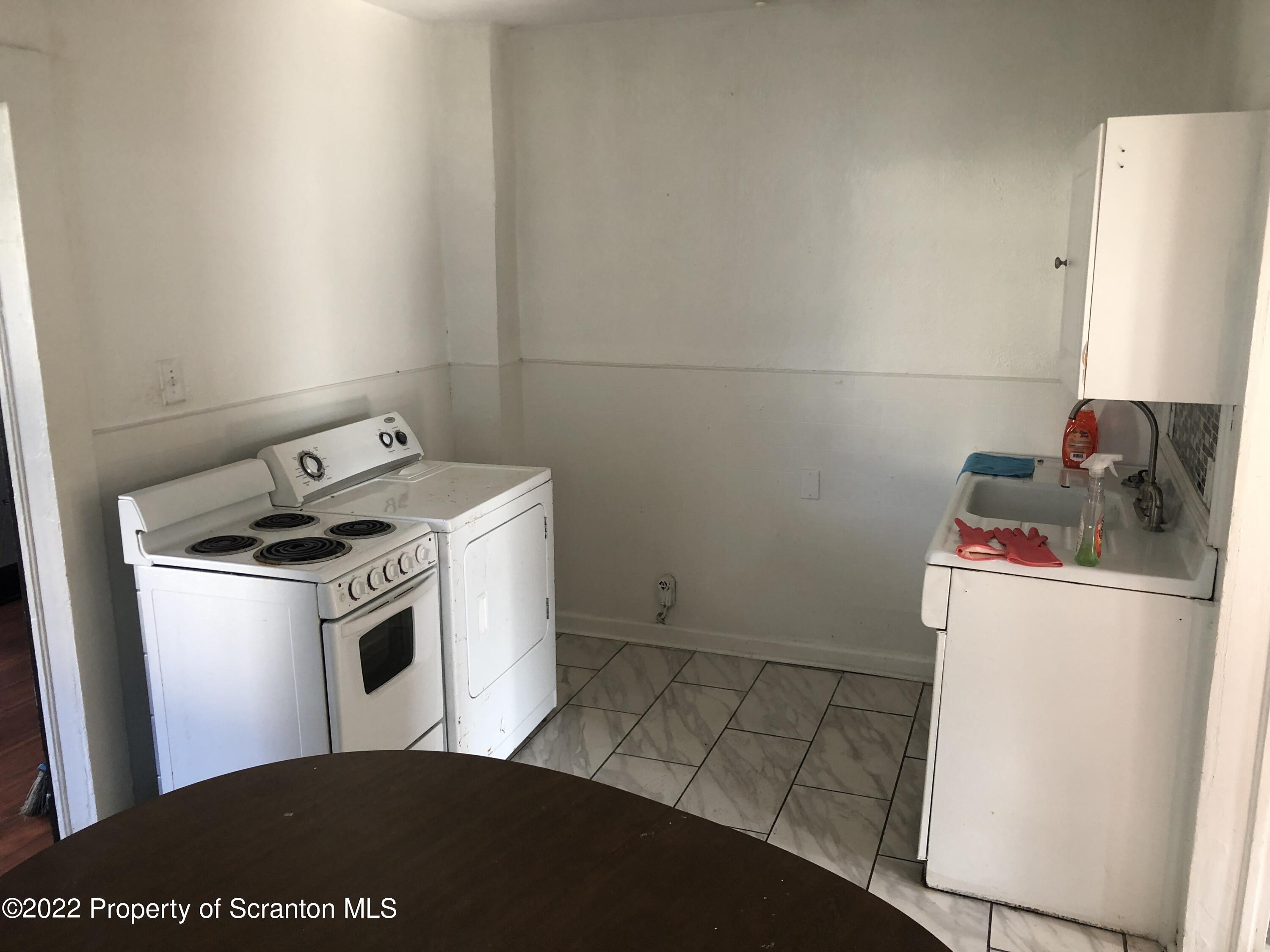 333 Foster Street Scranton, PA 18508 - Photo 8 of 31 Gallery Image 8