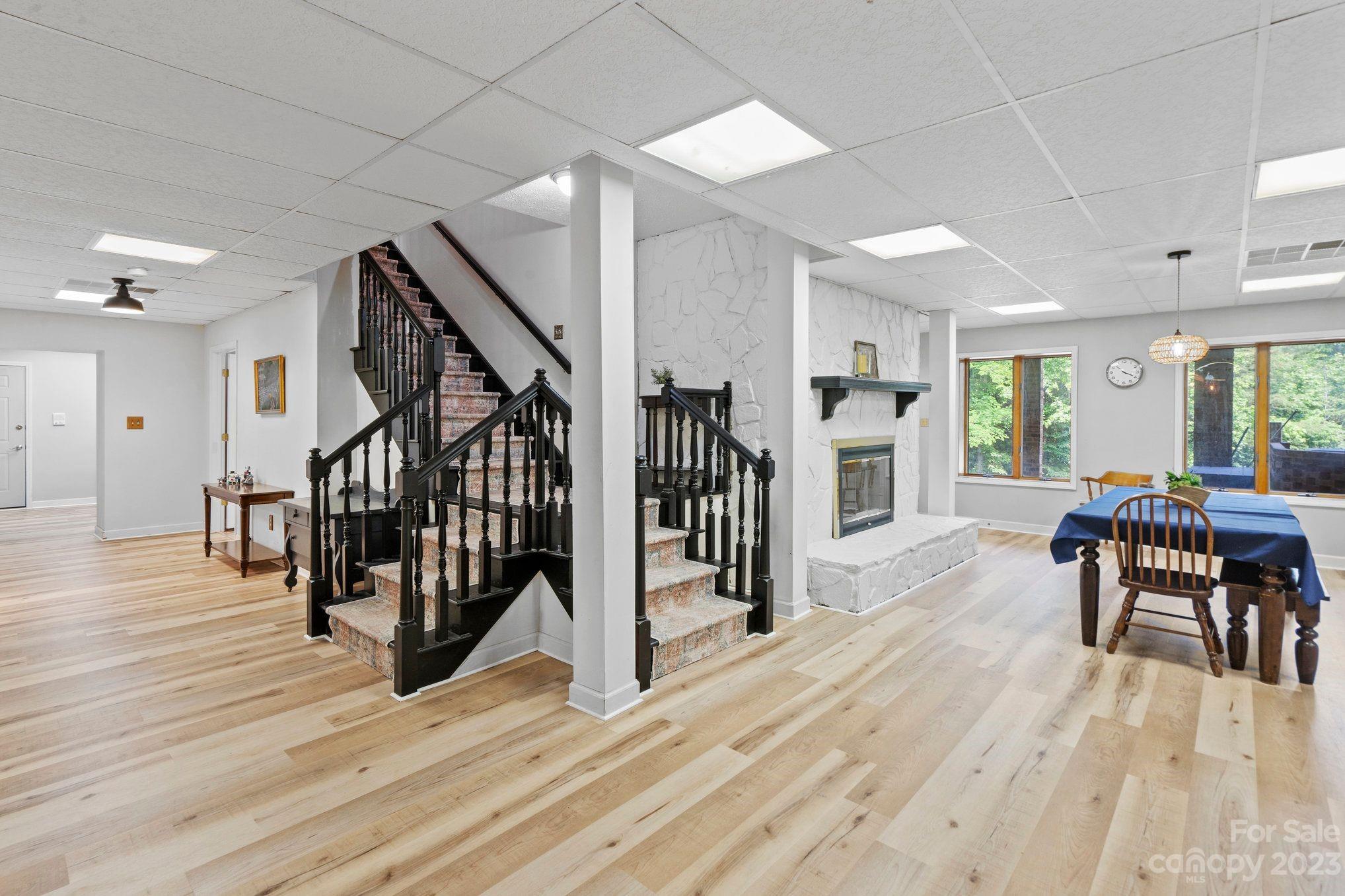 1807 David Drive Shelby, NC 28150 - Photo 20 of 37 a view of a livingroom with furniture and wooden floor