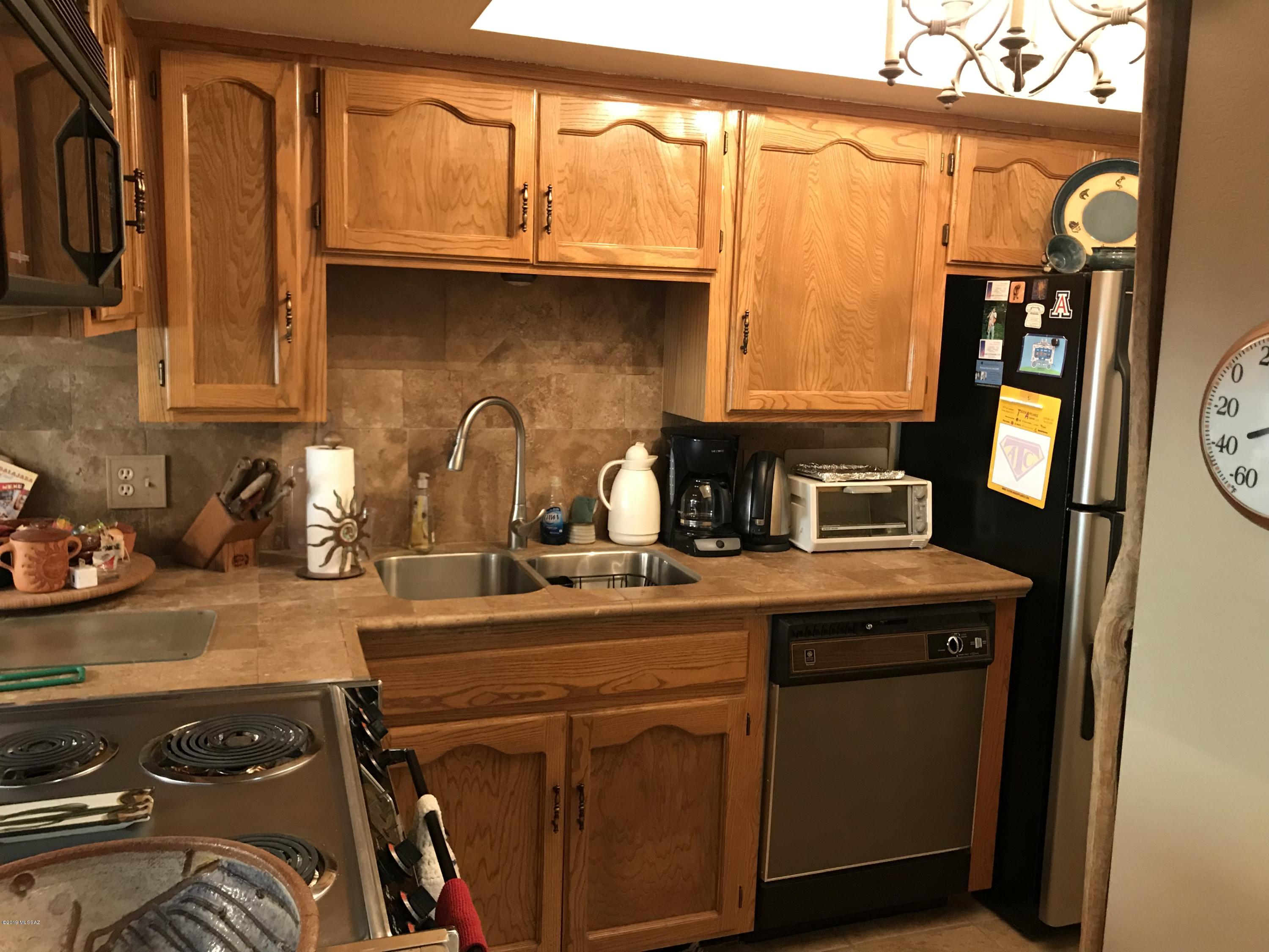 1200 East River Road, Unit G85 Tucson, AZ 85718 - Photo 20 of 31