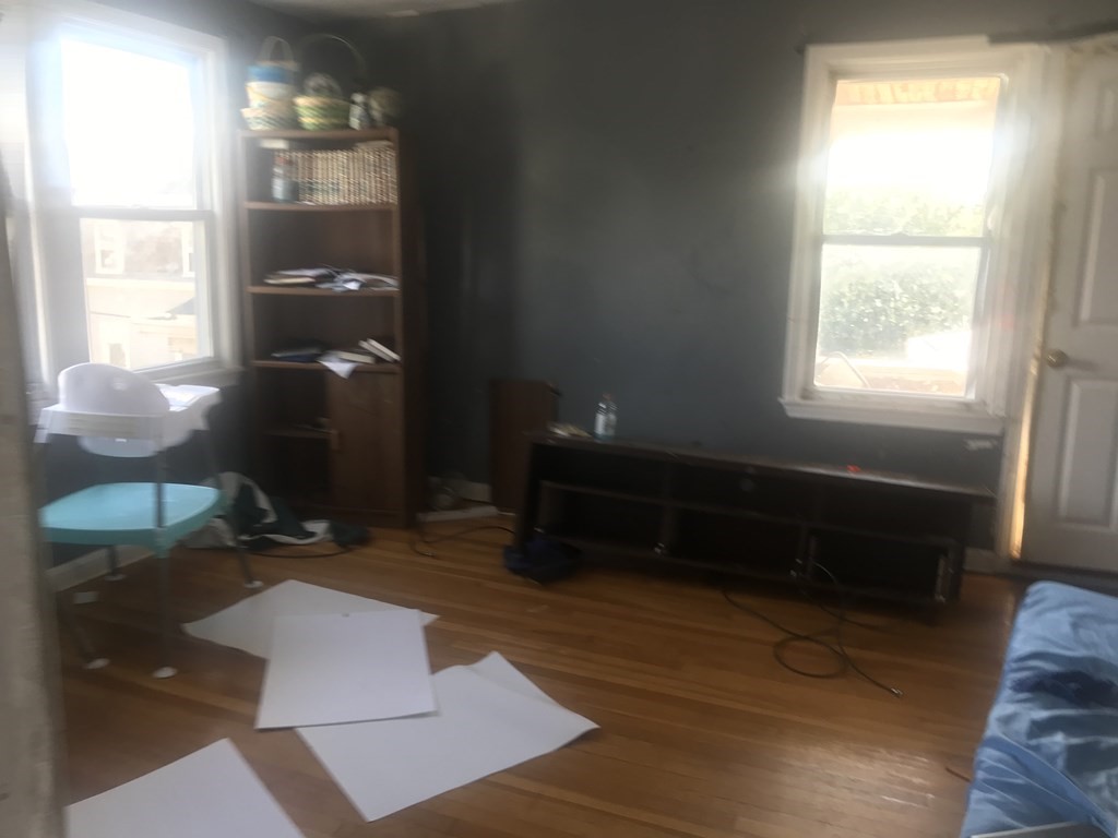230 Ridge Street Fall River, MA 02721 - Photo 4 of 22