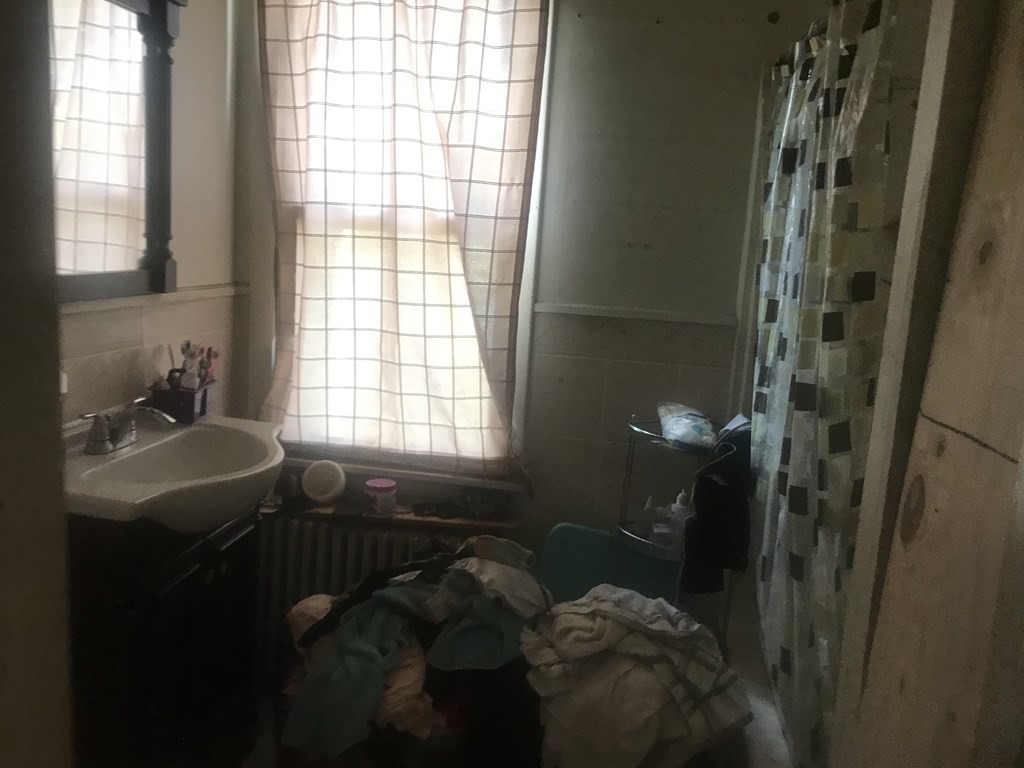 230 Ridge Street Fall River, MA 02721 - Photo 8 of 22