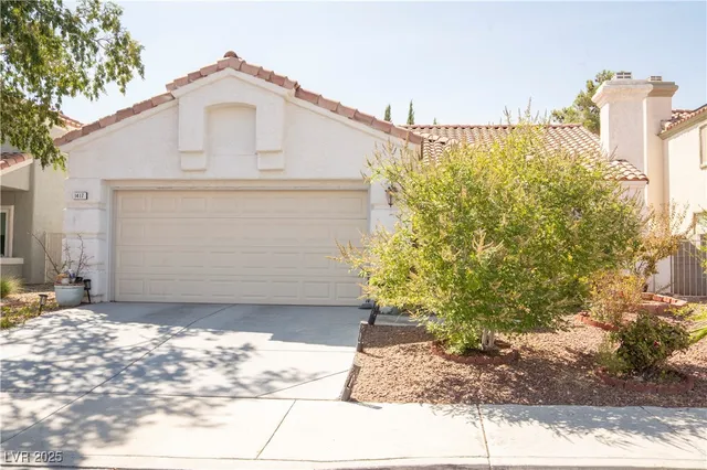$2,345 | 1417 Country Hollow Drive, Las Vegas, NV 89117