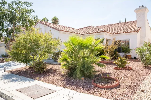 $2,345 | 1417 Country Hollow Drive, Las Vegas, NV 89117