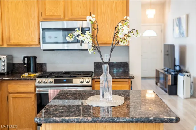 $2,345 | 1417 Country Hollow Drive, Las Vegas, NV 89117