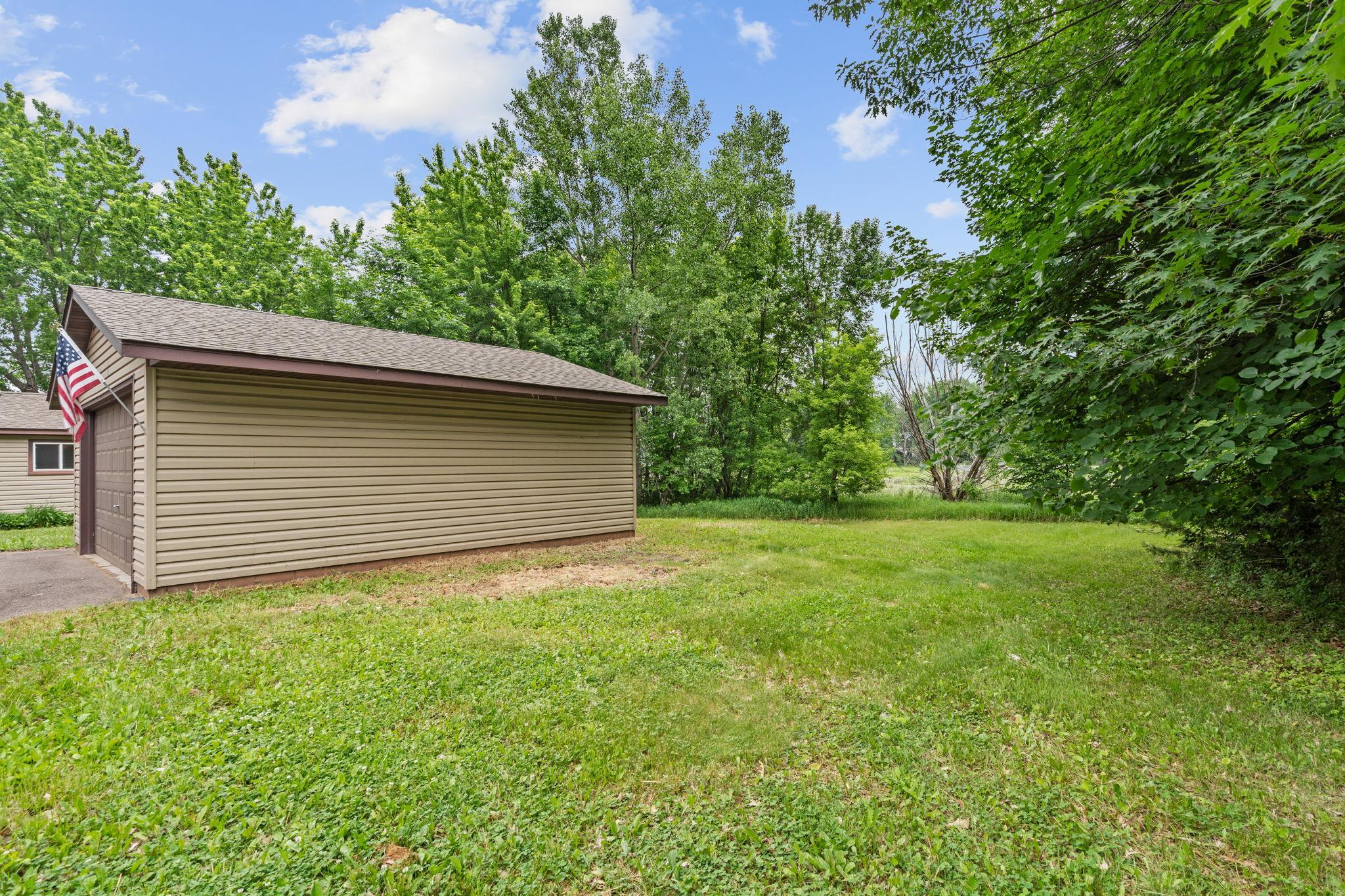 12280 Mentzer Trail Lindstrom, MN 55045 - Photo 10 of 37