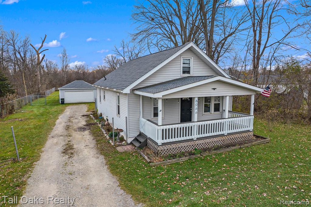 6066 Lapeer Road Burton, MI 48509 - Photo 2 of 20 Gallery Image 2
