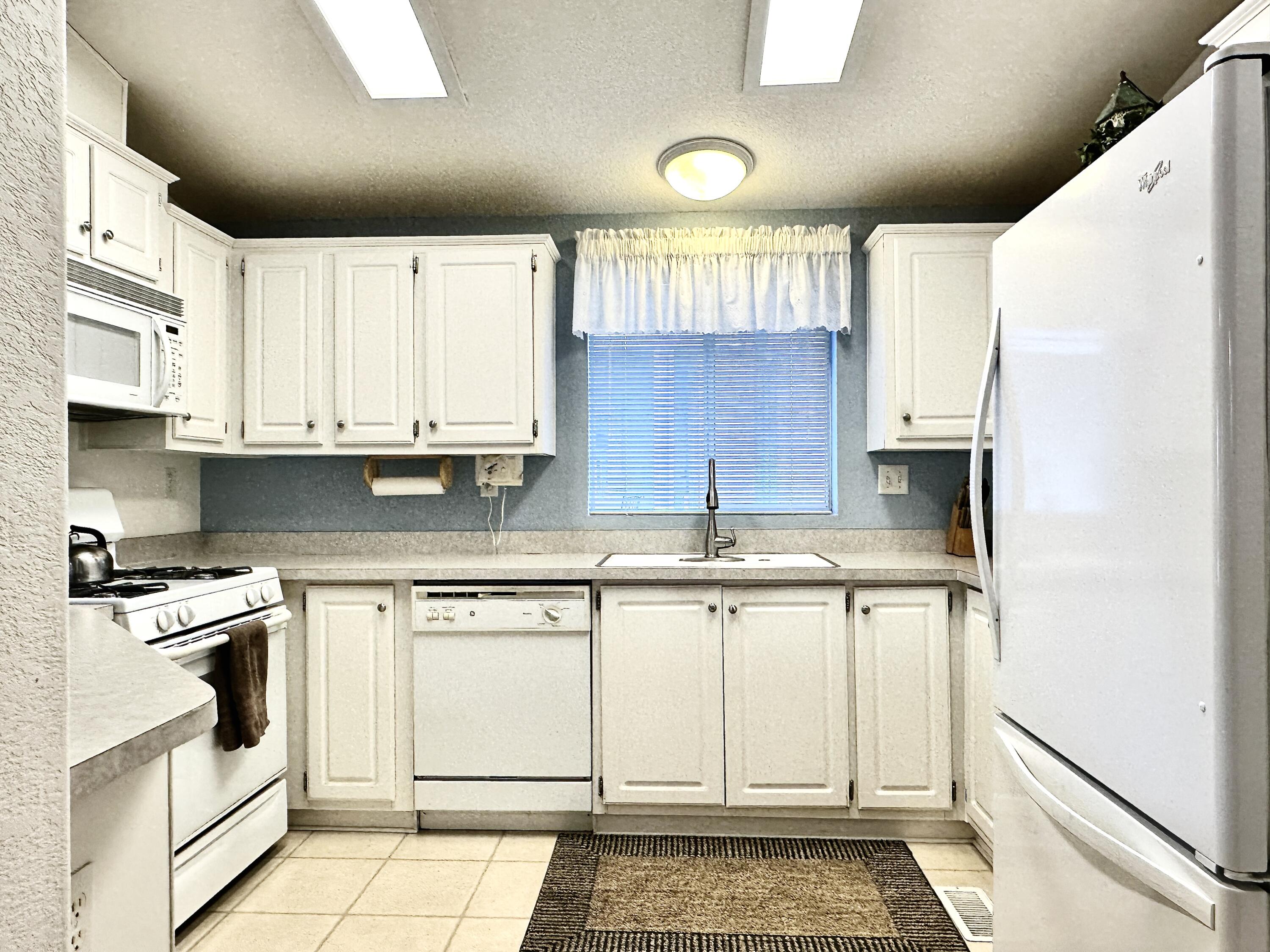 18070 Langlois Road, Unit 227 Desert Hot Springs, CA 92241 - Photo 10 of 31 IMG_5322