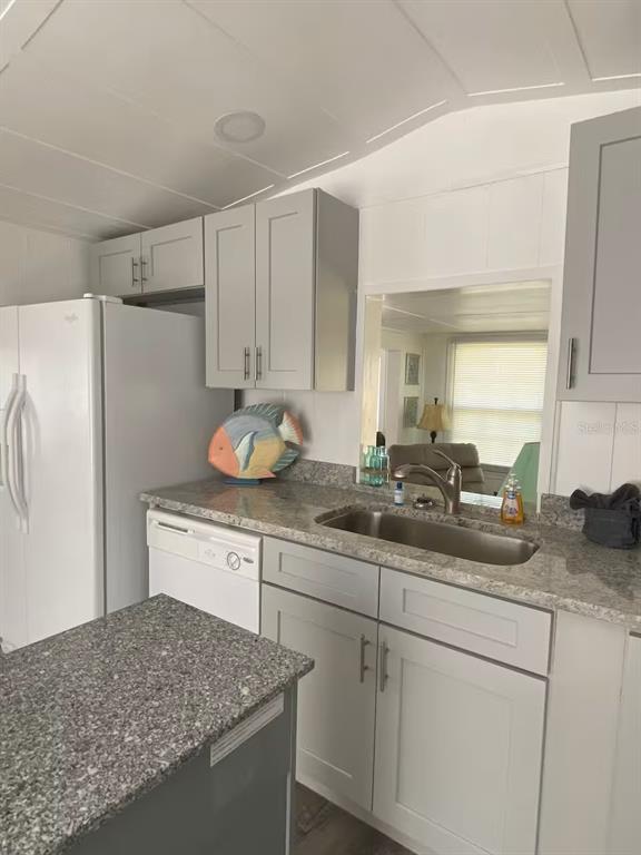 5247 Alpaca Drive Weeki Wachee, FL 34607 - Photo 6 of 21