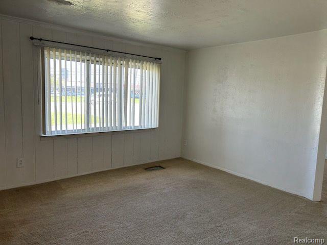 2546 Livernois Road Troy, MI 48083 - Photo 4 of 7