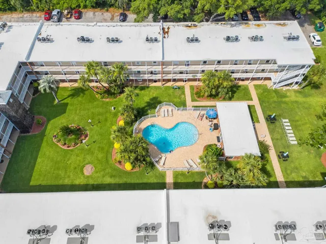 $199,000 | 710 Scenic Highway, Unit 224, Pensacola, FL 32503