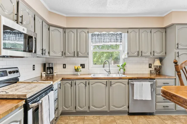 $845,000 | 4011 Central Valley Road, Murfreesboro, TN 37129