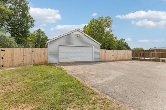 $845,000 | 4011 Central Valley Road, Murfreesboro, TN 37129