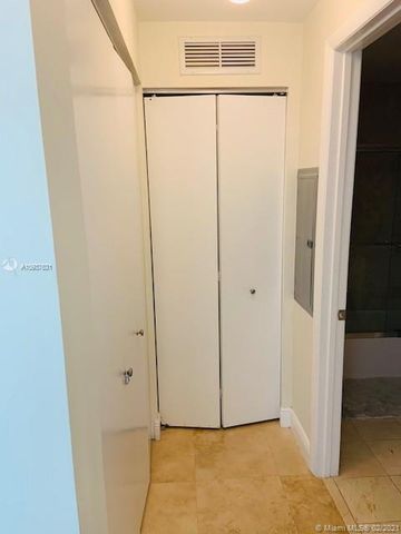 $370,000 | 3131 Northeast 188th Street, Unit 1609, Aventura, FL 33180