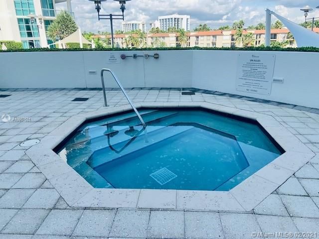 $370,000 | 3131 Northeast 188th Street, Unit 1609, Aventura, FL 33180