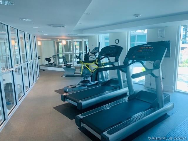 $370,000 | 3131 Northeast 188th Street, Unit 1609, Aventura, FL 33180