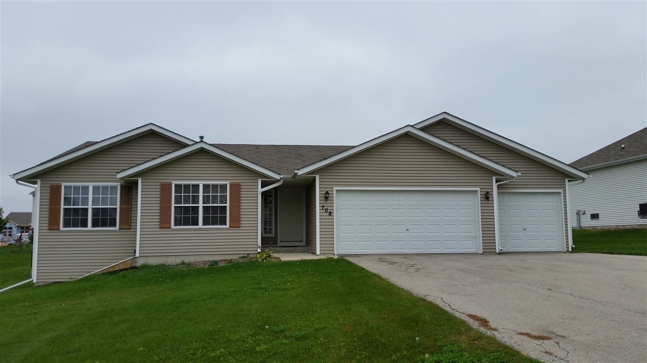708 Merrion Road Roscoe, IL 61073 - Photo 1 of 14 Gallery Image 1