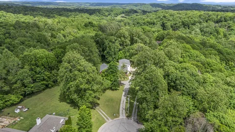 $850,000 | 1067 Sweet Oak Ridge, Hendersonville, TN 37075